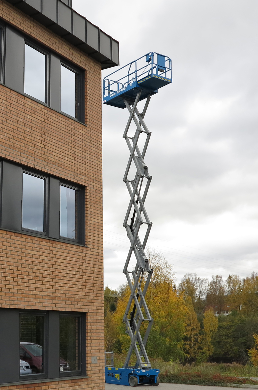 Sakselift batteri arb.h <12m platformbredde>90cm Sakselift batteri arb.h <12m platformbredde>90cm